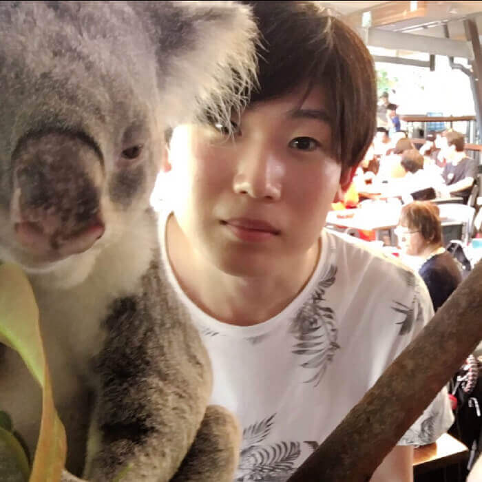 年に２回は、海外旅行に出かけます。日本にはない文化や人々の考え方を学ぶことは人生の道しるべになります。最近行ったところではオーストラリアが良かったですね。
